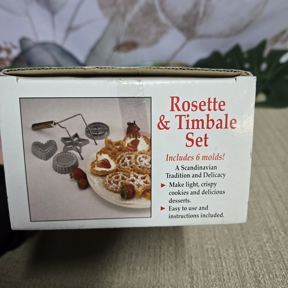 Nordic Ware Rosette & Timbale Set - Silver with Wood Handle - Picture 6 of 8